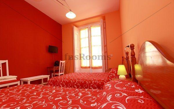 Hostal Rico Madryt Zewnętrze zdjęcie