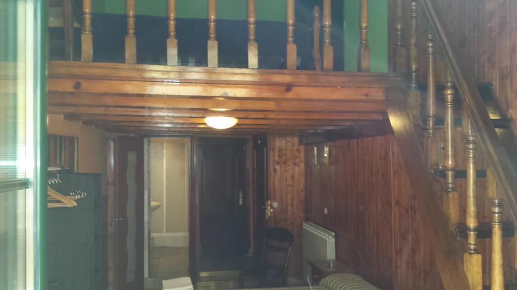 Hostal Rico Madryt Zewnętrze zdjęcie