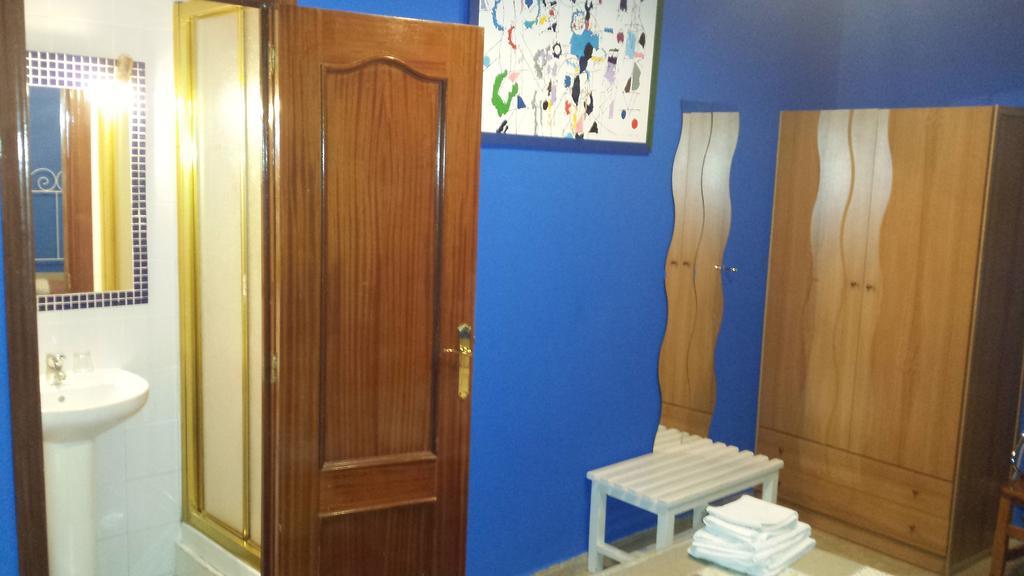 Hostal Rico Madryt Zewnętrze zdjęcie