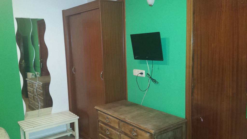 Hostal Rico Madryt Zewnętrze zdjęcie