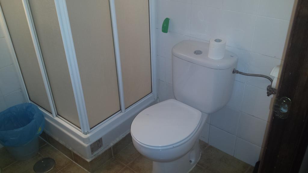 Hostal Rico Madryt Zewnętrze zdjęcie
